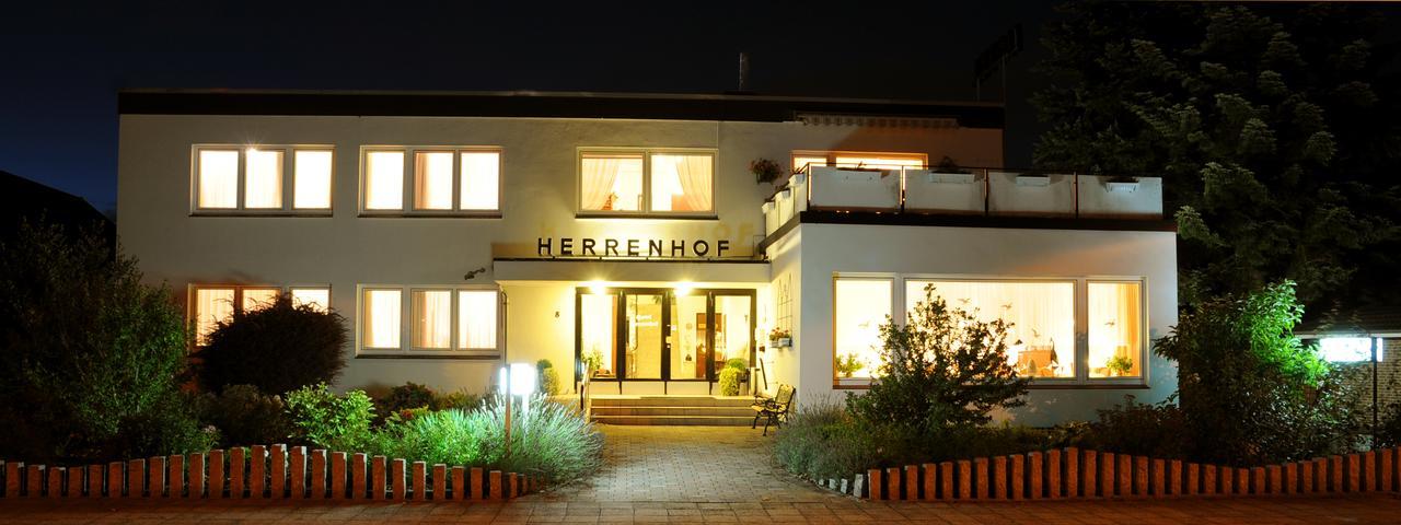 Hotel Herrenhof Любек Экстерьер фото