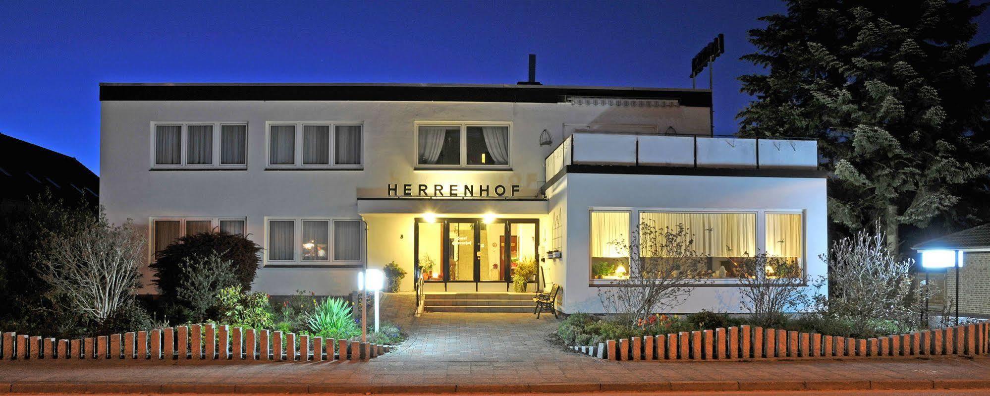 Hotel Herrenhof Любек Экстерьер фото